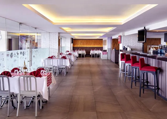 Grand Mercure Solo BaruHotel di Solo